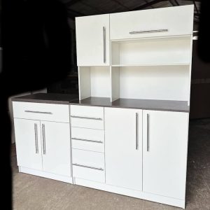 KITCHEN UNIT
